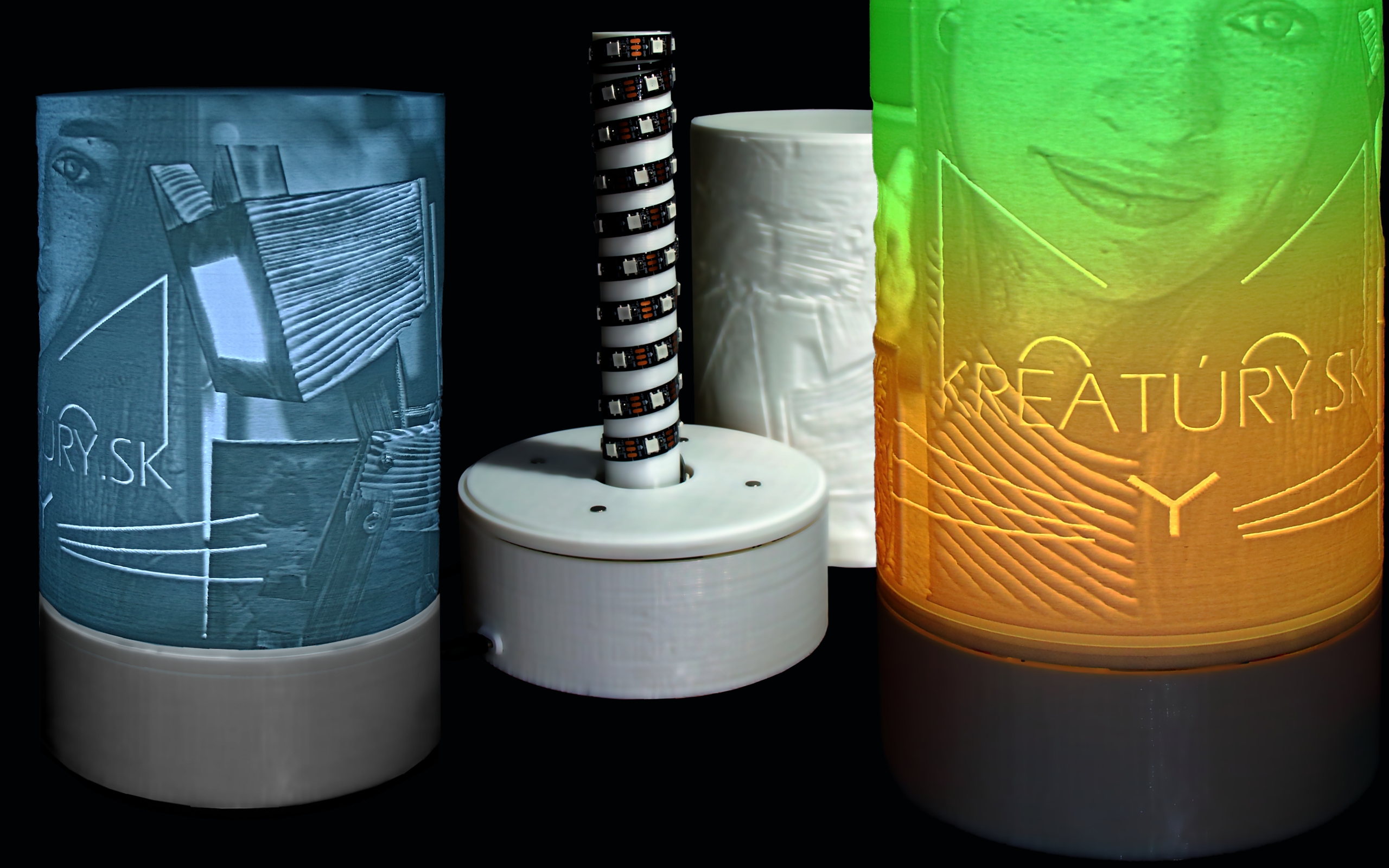 Otáčajúca sa valcová 3D Lithophane lampa